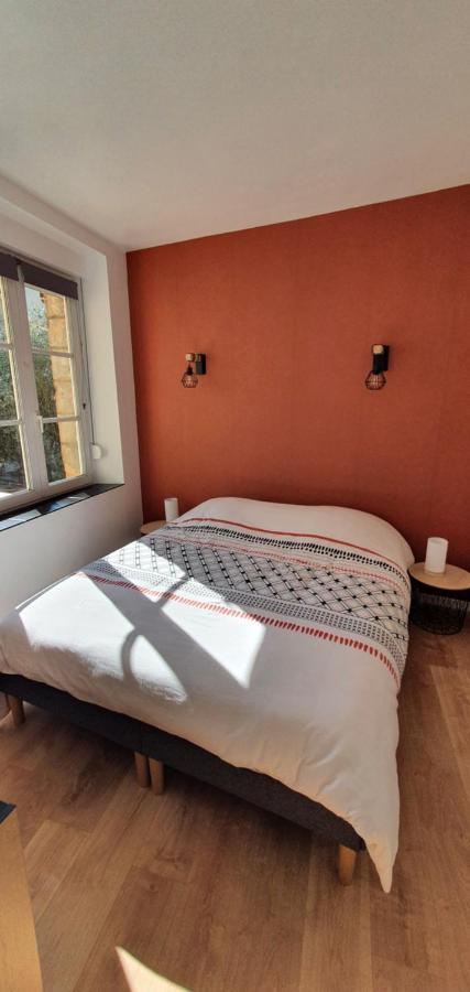 Charleville-Mézières Appartement D'Hippolyte - Vue Musee Rimbaud מראה חיצוני תמונה